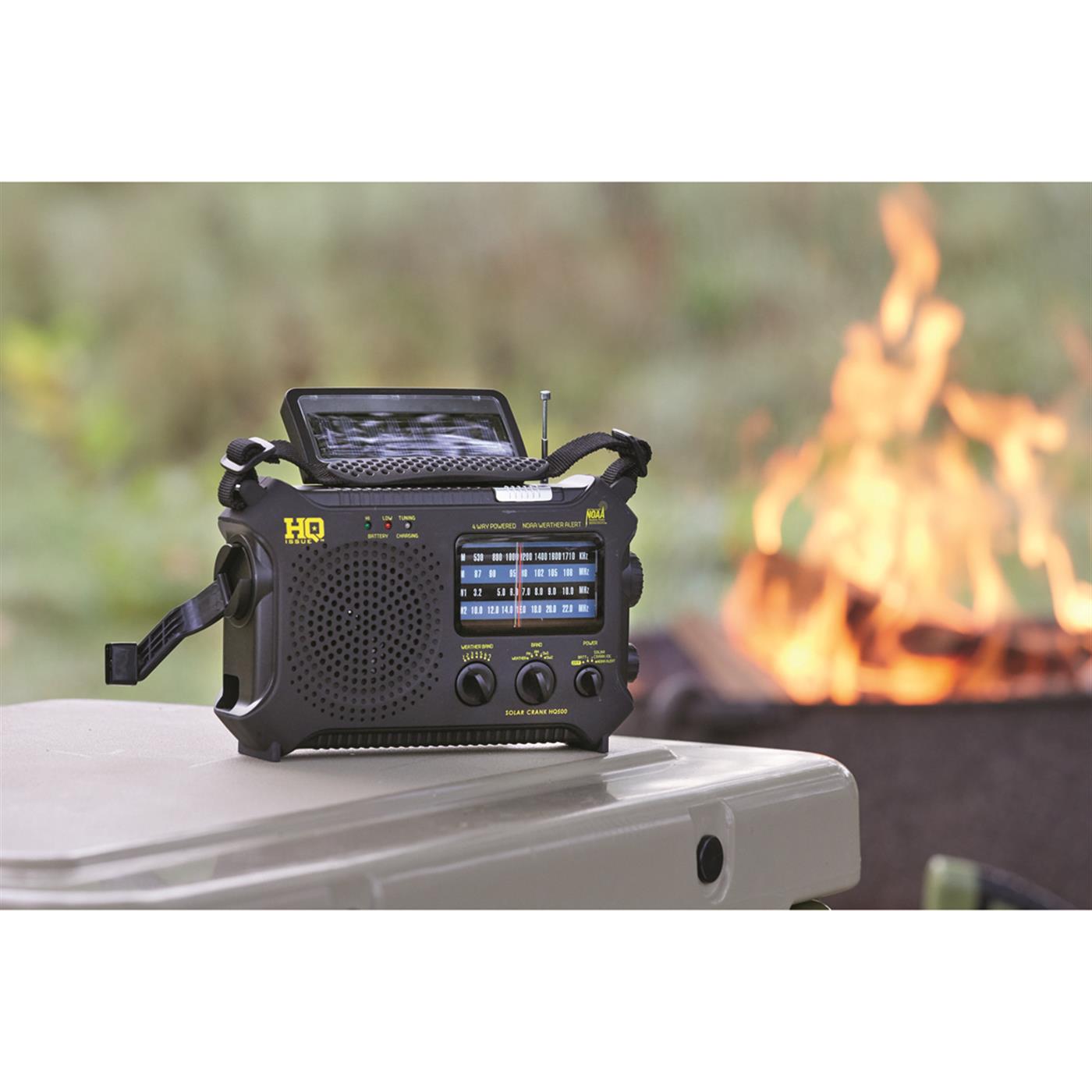 Emergency Radio Multi-Band Dynamo / Solar Powered Weather Radio Black - HQ Brand